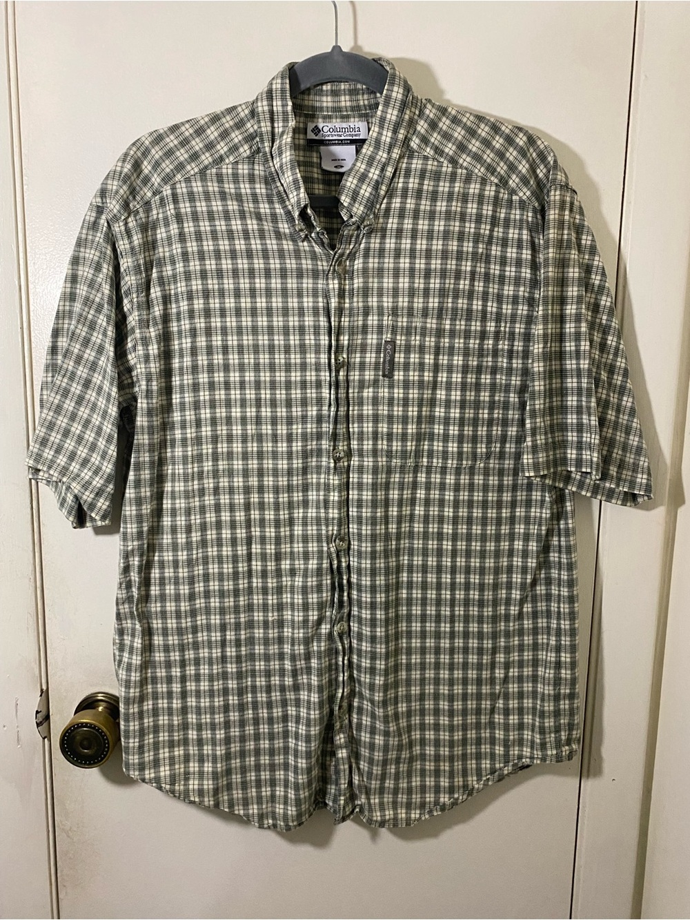 Columbia Men's Short Sleeve Plaid Button-Down Shirt - Olive and White